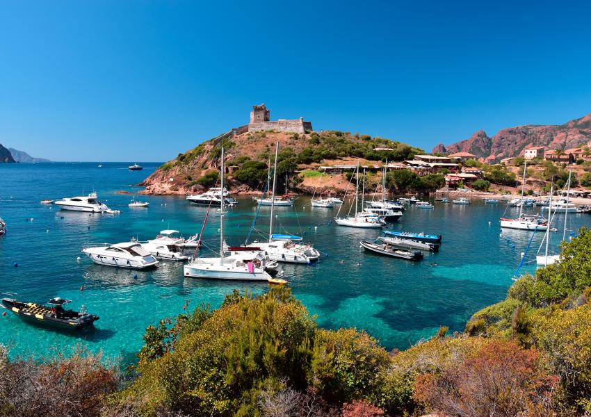 La journée Scandola Girolata avec Repas